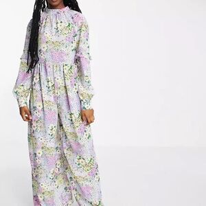 ❤️NWOT ASOS Floral Romper size 2❤️